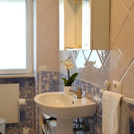 Piazza Lauro Διαμέρισμα